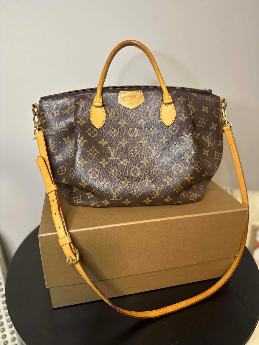 Louis Vuitton Monogram Turenne MM